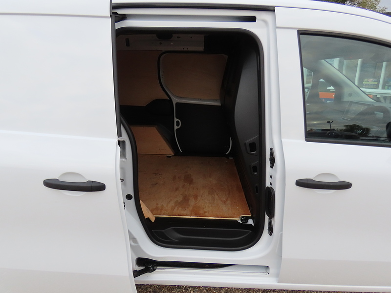 Renault Kangoo 1.5 dCi Blue ENERGY ML19 Advance Panel Van 6dr Diesel Manual MWB Euro 6 (s/s) (95 ps) - U4721