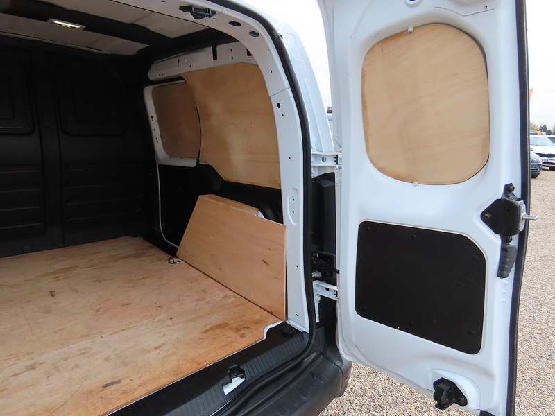 Renault Kangoo 1.5 dCi Blue ENERGY ML19 Advance Panel Van 6dr Diesel Manual MWB Euro 6 (s/s) (95 ps) - U4721