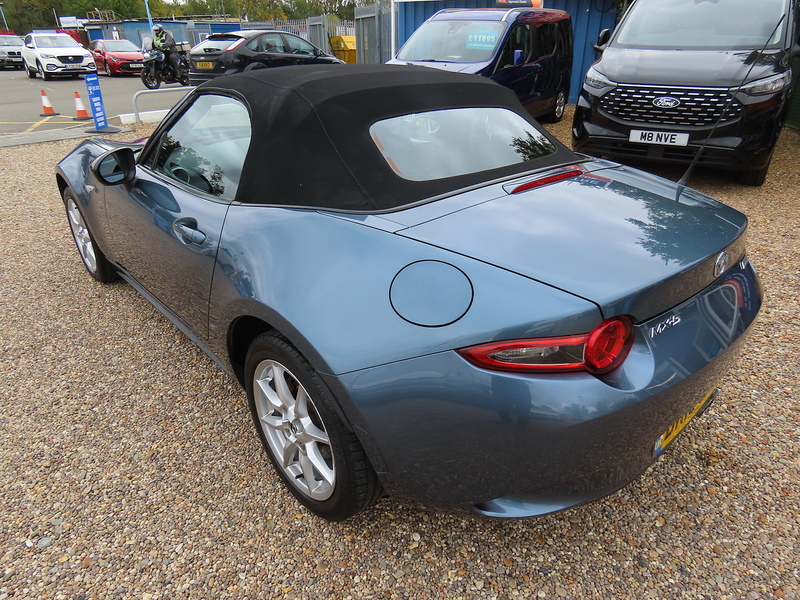 Mazda MX-5 MX-5 1.5 SKYACTIV-G SE-L Nav Convertible 2dr Petrol Manual Euro 6 (131 ps) - U4730