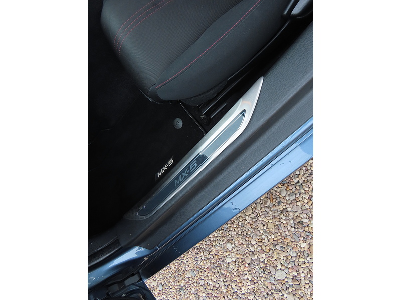 Mazda MX-5 MX-5 1.5 SKYACTIV-G SE-L Nav Convertible 2dr Petrol Manual Euro 6 (131 ps) - U4730