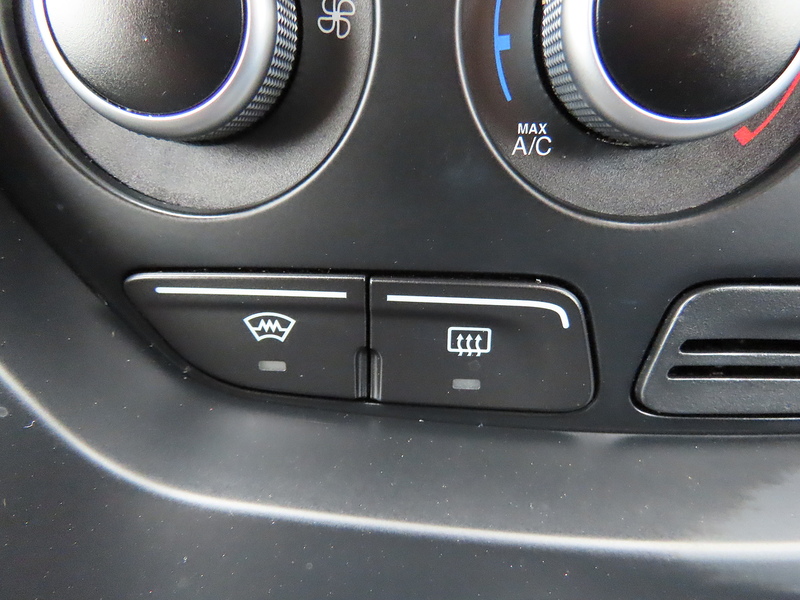 Ford Kuga 2.0 TDCi Zetec SUV 5dr Diesel Manual 2WD Euro 5 (140 ps) - U4732