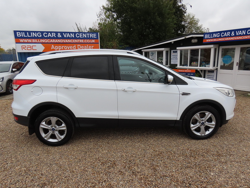 Ford Kuga 2.0 TDCi Zetec SUV 5dr Diesel Manual 2WD Euro 5 (140 ps) - U4732