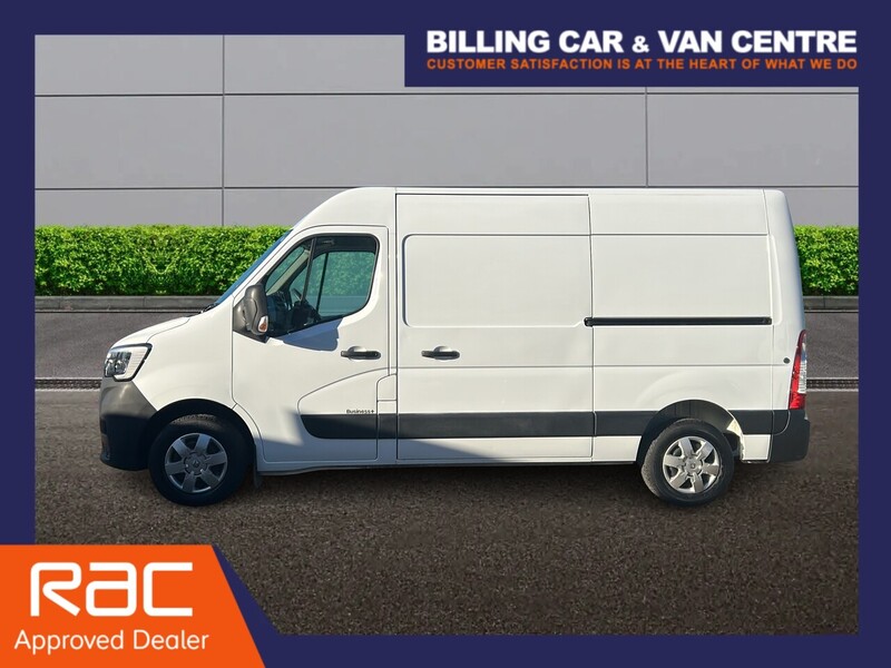 Renault Master 2.3 dCi 35 Business+ Panel Van 4dr Diesel Manual FWD MWB Medium Roof Euro 6 (135 ps) - U4735