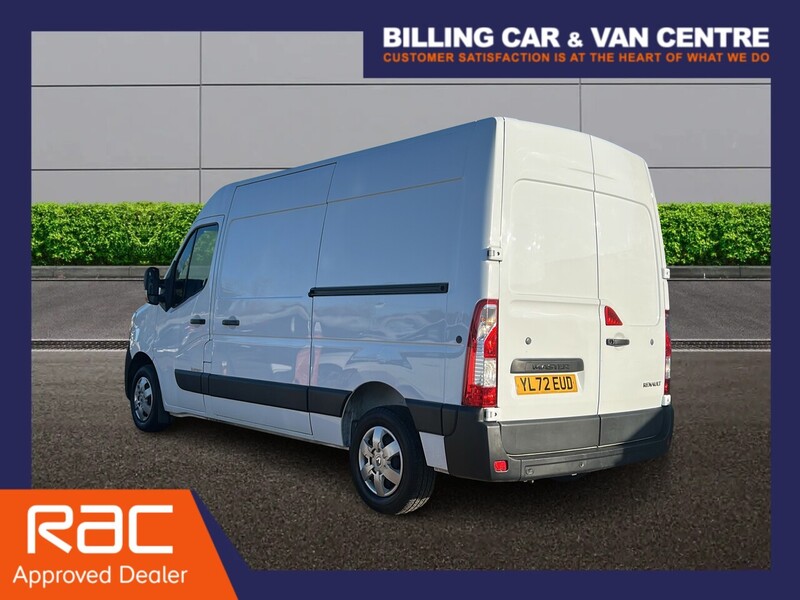 Renault Master 2.3 dCi 35 Business+ Panel Van 4dr Diesel Manual FWD MWB Medium Roof Euro 6 (135 ps) - U4735