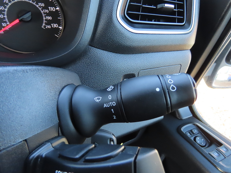 Renault Master 2.3 dCi 35 Business+ Panel Van 4dr Diesel Manual FWD MWB Medium Roof Euro 6 (135 ps) - U4735