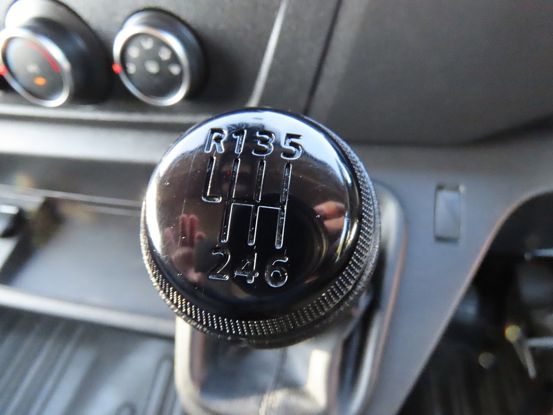 Renault Master 2.3 dCi 35 Business+ Panel Van 4dr Diesel Manual FWD MWB Medium Roof Euro 6 (135 ps) - U4735