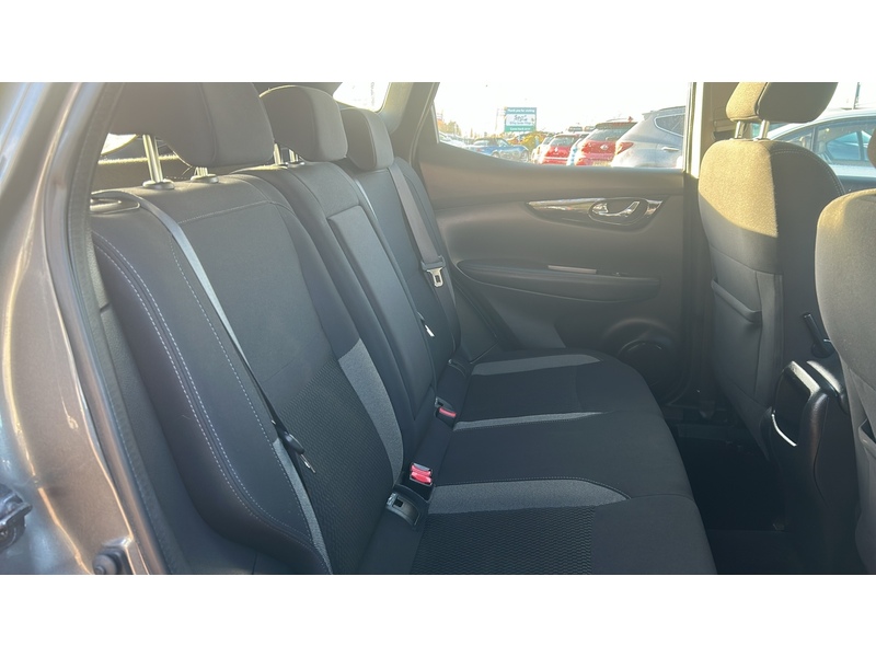 Nissan Qashqai 1.3 DIG-T Acenta Premium SUV 5dr Petrol Manual Euro 6 (s/s) (140 ps) - U4736