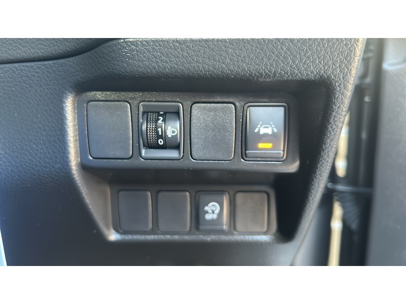 Nissan Qashqai 1.3 DIG-T Acenta Premium SUV 5dr Petrol Manual Euro 6 (s/s) (140 ps) - U4736