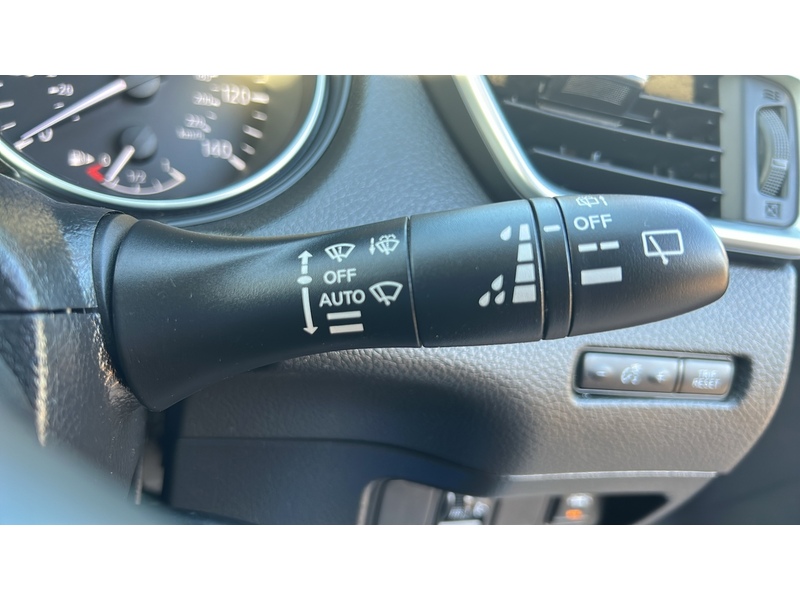 Nissan Qashqai 1.3 DIG-T Acenta Premium SUV 5dr Petrol Manual Euro 6 (s/s) (140 ps) - U4736