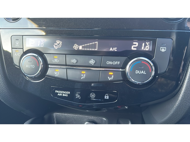 Nissan Qashqai 1.3 DIG-T Acenta Premium SUV 5dr Petrol Manual Euro 6 (s/s) (140 ps) - U4736