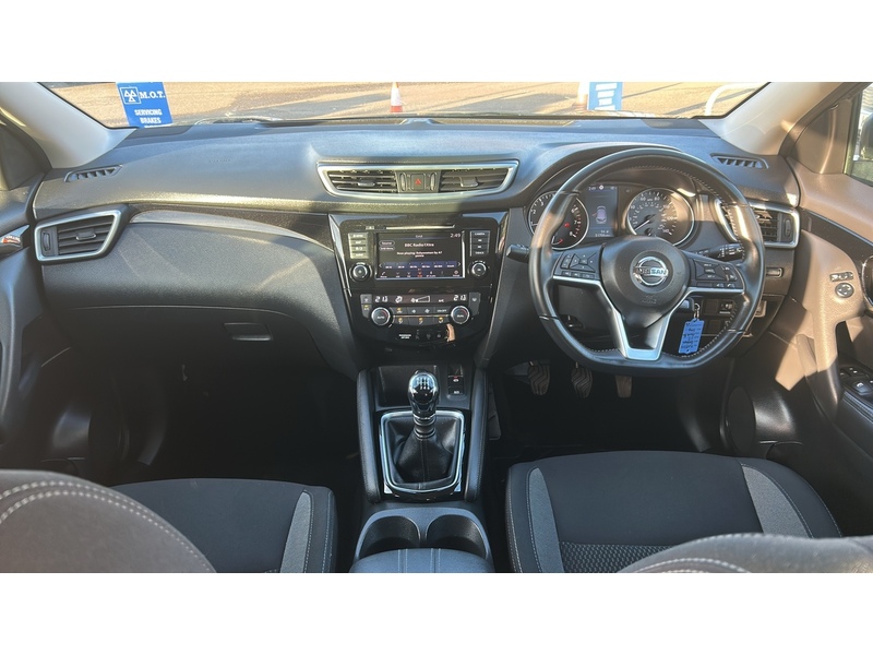 Nissan Qashqai 1.3 DIG-T Acenta Premium SUV 5dr Petrol Manual Euro 6 (s/s) (140 ps) - U4736