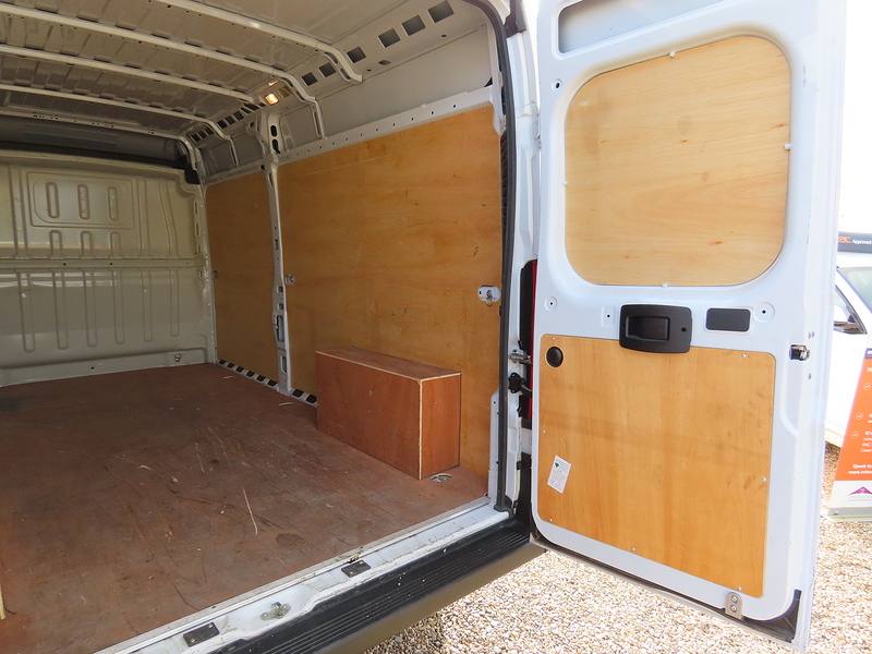 Citroen Relay 2.2 BlueHDi 35 Enterprise Panel Van 5dr Diesel Manual L3 High Roof Euro 6 (s/s) (140 ps) - U4739