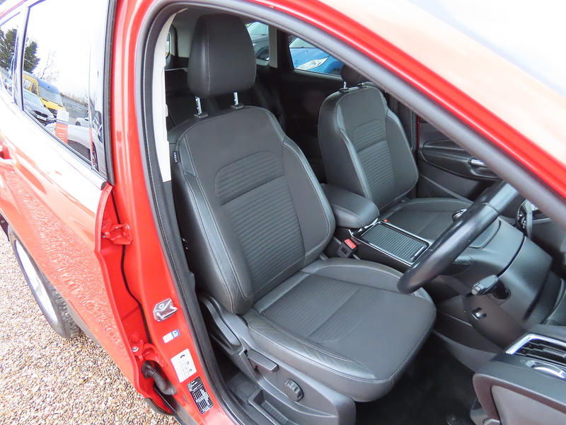 Ford Kuga 1.5T EcoBoost Titanium SUV 5dr Petrol Manual 2WD Euro 6 (s/s) (150 ps) - U4740