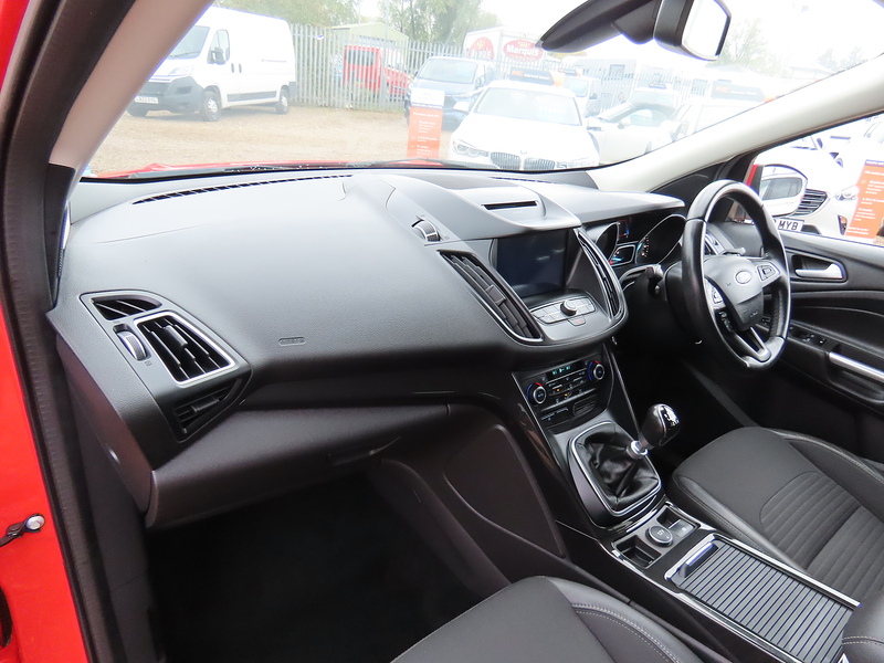 Ford Kuga 1.5T EcoBoost Titanium SUV 5dr Petrol Manual 2WD Euro 6 (s/s) (150 ps) - U4740