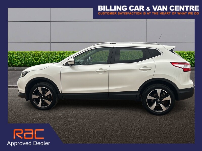 Nissan Qashqai 1.5 dCi N-Connecta SUV 5dr Diesel Manual 2WD Euro 6 (s/s) (110 ps) - U4744