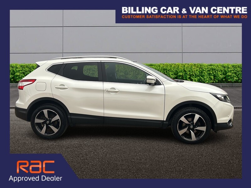 Nissan Qashqai 1.5 dCi N-Connecta SUV 5dr Diesel Manual 2WD Euro 6 (s/s) (110 ps) - U4744