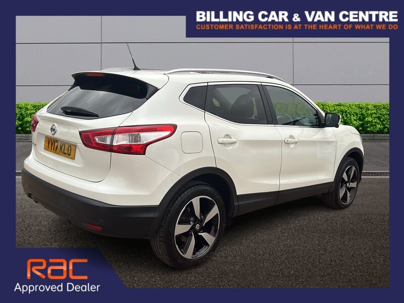 Nissan Qashqai 1.5 dCi N-Connecta SUV 5dr Diesel Manual 2WD Euro 6 (s/s) (110 ps) - U4744