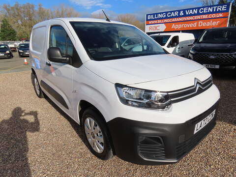 Citroen Berlingo 2.0 TDCi Zetec SUV 5dr Diesel Manual 2WD Euro 5 (140 ps)