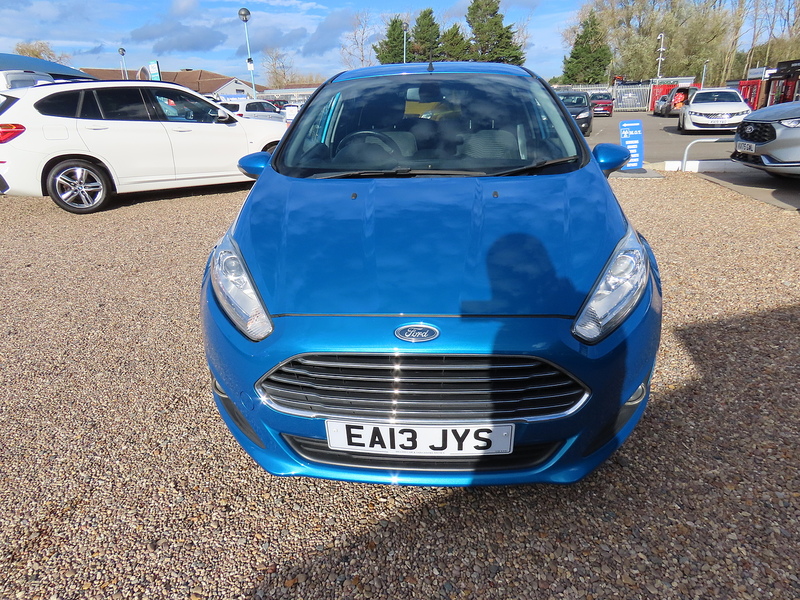 Ford Fiesta 1.5 TDCi Titanium Hatchback 5dr Diesel Manual Euro 5 (75 ps) - U4748