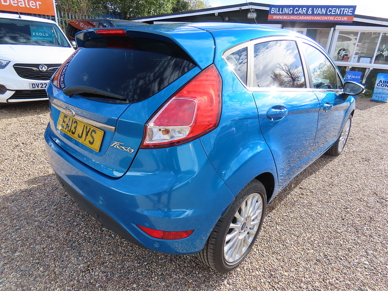Ford Fiesta 1.5 TDCi Titanium Hatchback 5dr Diesel Manual Euro 5 (75 ps) - U4748