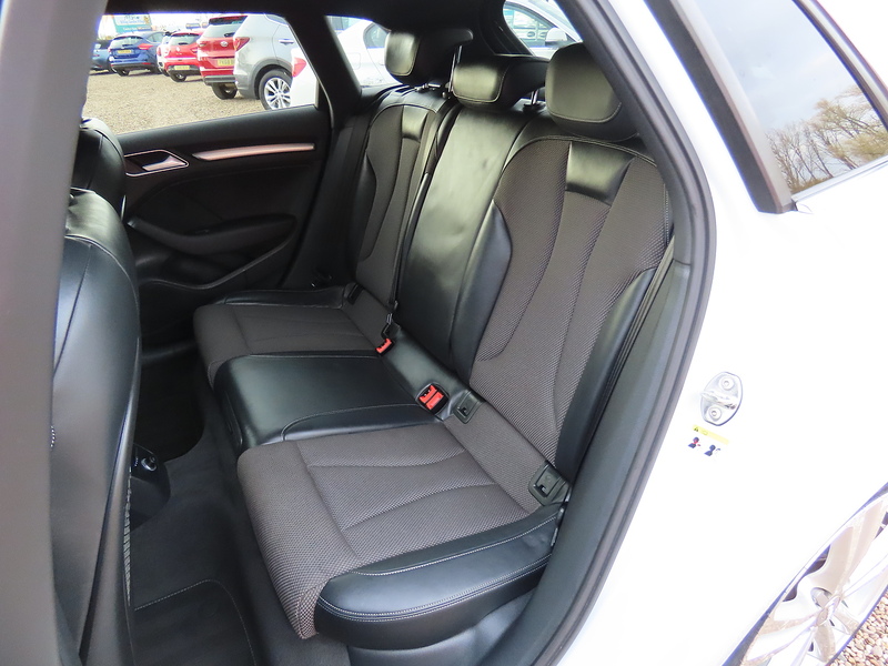 Audi A3 1.4 TFSI CoD S line Sportback 5dr Petrol Manual Euro 6 (s/s) (150 ps) - U4750