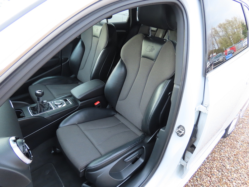 Audi A3 1.4 TFSI CoD S line Sportback 5dr Petrol Manual Euro 6 (s/s) (150 ps) - U4750