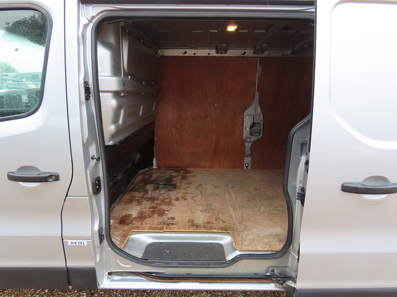 Vauxhall Vivaro CDTi 2900 Sportive Panel Van 1.6 Manual Diesel - U4753