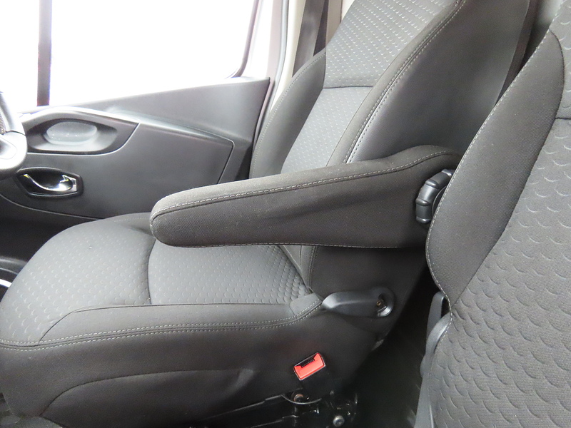 Vauxhall Vivaro CDTi 2900 Sportive Panel Van 1.6 Manual Diesel - U4753