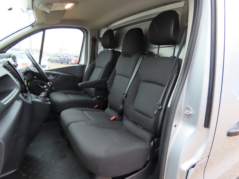 Vauxhall Vivaro CDTi 2900 Sportive Panel Van 1.6 Manual Diesel - U4753