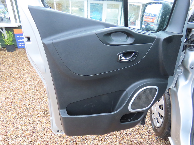 Vauxhall Vivaro CDTi 2900 Sportive Panel Van 1.6 Manual Diesel - U4753