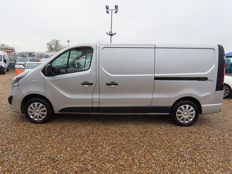Vauxhall Vivaro CDTi 2900 Sportive Panel Van 1.6 Manual Diesel - U4753