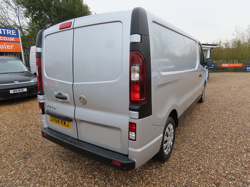 Vauxhall Vivaro CDTi 2900 Sportive Panel Van 1.6 Manual Diesel - U4753