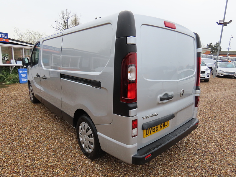 Vauxhall Vivaro CDTi 2900 Sportive Panel Van 1.6 Manual Diesel - U4753