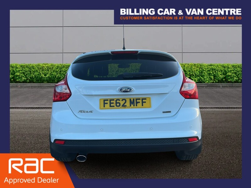 Ford Focus 1.6 TDCi Titanium Hatchback 5dr Diesel Manual Euro 5 (s/s) (115 ps) - U4758