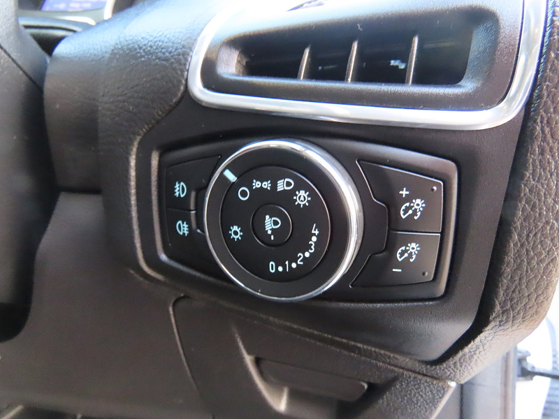 Ford Focus 1.6 TDCi Titanium Hatchback 5dr Diesel Manual Euro 5 (s/s) (115 ps) - U4758