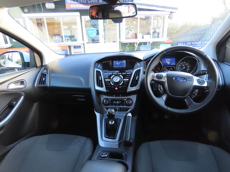 Ford Focus 1.6 TDCi Titanium Hatchback 5dr Diesel Manual Euro 5 (s/s) (115 ps) - U4758