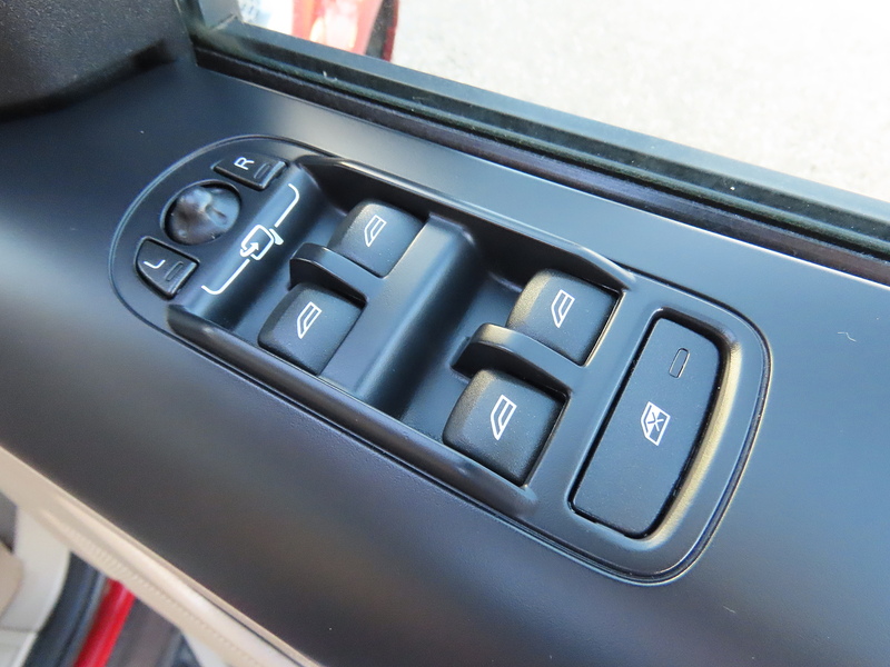 Land Rover Freelander 2 2.2 SD4 XS SUV 5dr Diesel CommandShift 4WD Euro 5 (190 ps) - U4759