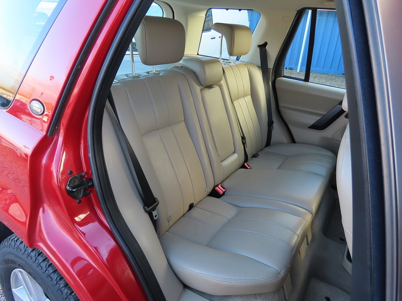 Land Rover Freelander 2 2.2 SD4 XS SUV 5dr Diesel CommandShift 4WD Euro 5 (190 ps) - U4759