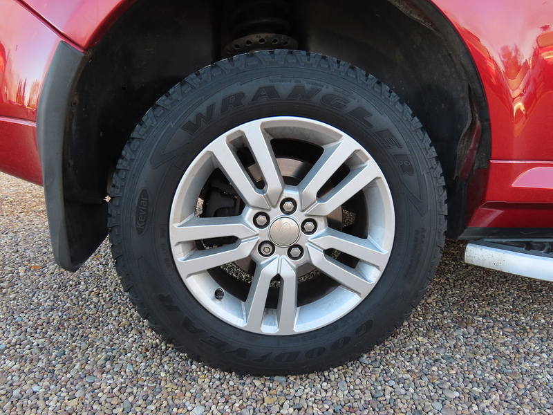 Land Rover Freelander 2 2.2 SD4 XS SUV 5dr Diesel CommandShift 4WD Euro 5 (190 ps) - U4759