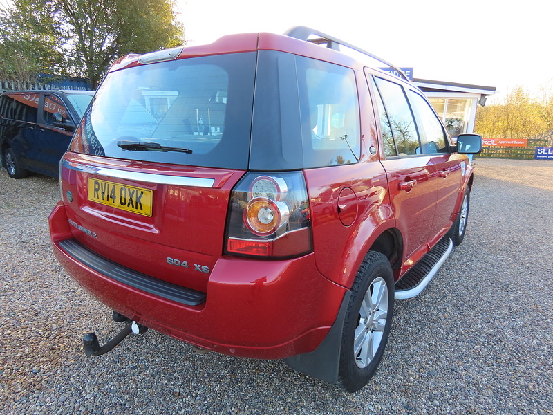 Land Rover Freelander 2 2.2 SD4 XS SUV 5dr Diesel CommandShift 4WD Euro 5 (190 ps) - U4759