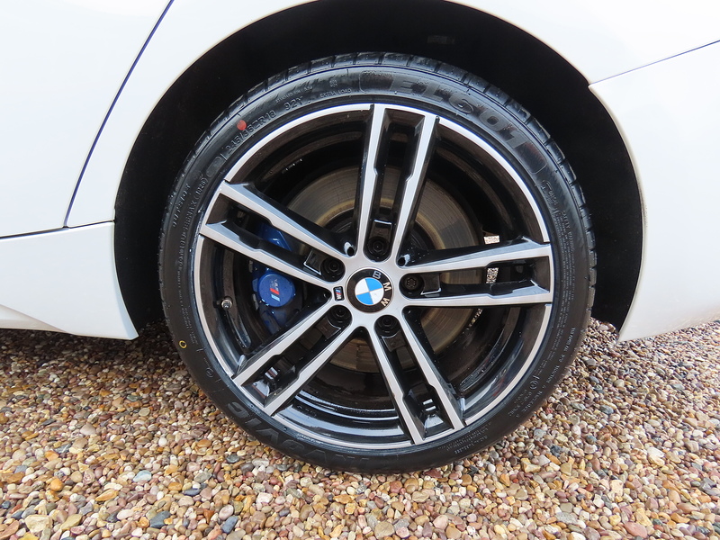 BMW 1 Series 1.5 118i GPF M Sport Shadow Edition Hatchback 5dr Petrol Manual Euro 6 (s/s) (136 ps) - U4760