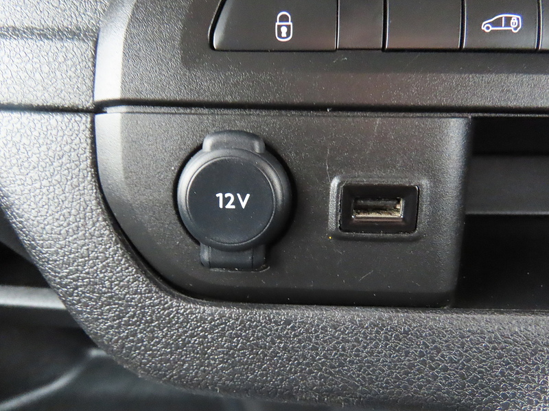 Peugeot Expert 1.5 BlueHDi 1000 Professional Premium + Standard Panel Van 6dr Diesel Manual MWB Euro 6 (s/s) (100 - U4764