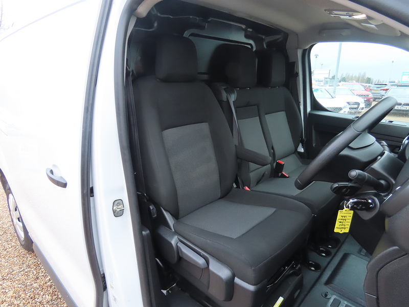 Peugeot Expert 1.5 BlueHDi 1000 Professional Premium + Standard Panel Van 6dr Diesel Manual MWB Euro 6 (s/s) (100 - U4764