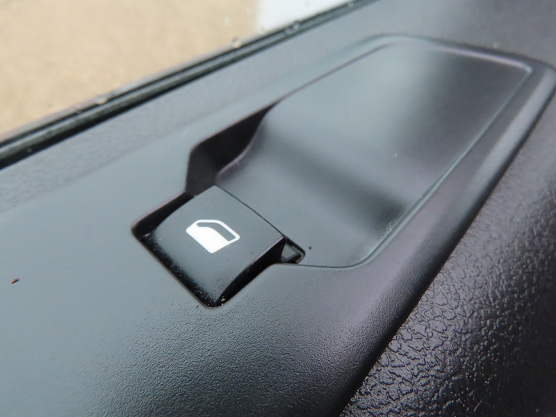 Peugeot Expert 1.5 BlueHDi 1000 Professional Premium + Standard Panel Van 6dr Diesel Manual MWB Euro 6 (s/s) (100 - U4764