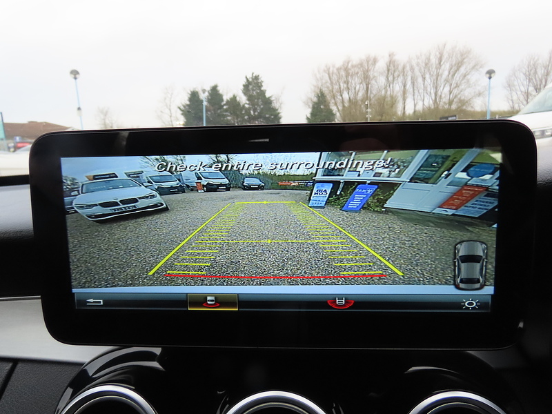 Mercedes-Benz C Class 2.1 C220d AMG Line (Premium) Saloon 4dr Diesel 7G-Tronic+ Euro 6 (s/s) (170 ps) - U4765