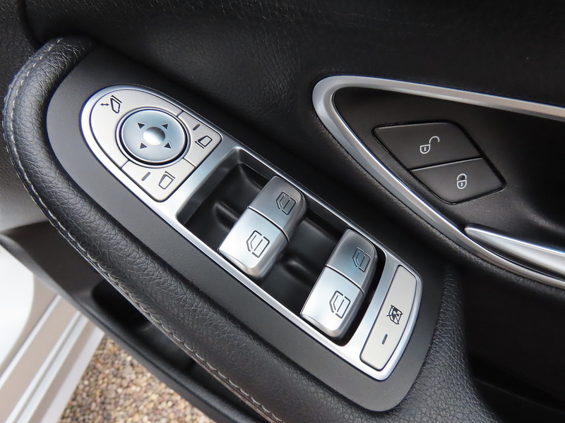 Mercedes-Benz C Class 2.1 C220d AMG Line (Premium) Saloon 4dr Diesel 7G-Tronic+ Euro 6 (s/s) (170 ps) - U4765