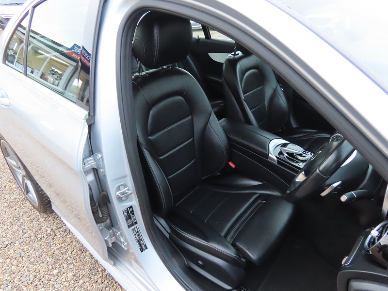 Mercedes-Benz C Class 2.1 C220d AMG Line (Premium) Saloon 4dr Diesel 7G-Tronic+ Euro 6 (s/s) (170 ps) - U4765