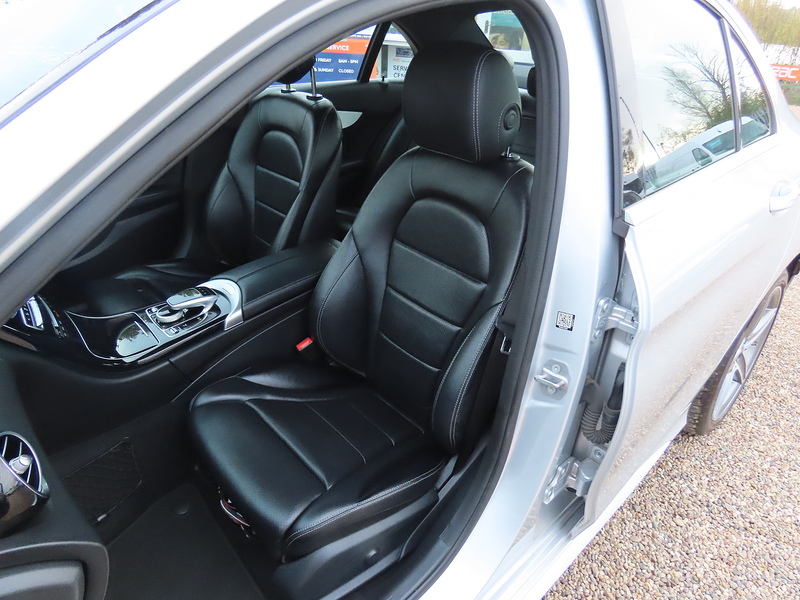 Mercedes-Benz C Class 2.1 C220d AMG Line (Premium) Saloon 4dr Diesel 7G-Tronic+ Euro 6 (s/s) (170 ps) - U4765