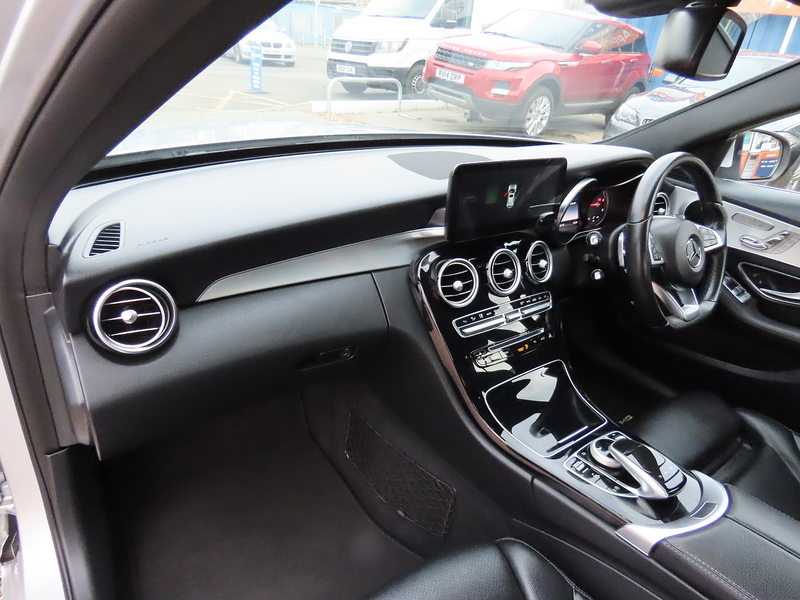 Mercedes-Benz C Class 2.1 C220d AMG Line (Premium) Saloon 4dr Diesel 7G-Tronic+ Euro 6 (s/s) (170 ps) - U4765