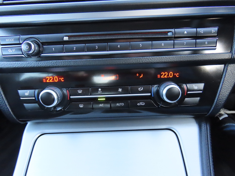 BMW 5 Series 2.0 520d Luxury Saloon 4dr Diesel Auto Euro 6 (s/s) (190 ps) - U4766